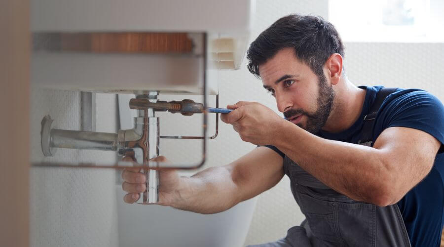 Expert burst pipe repair services in Vanduser, MO